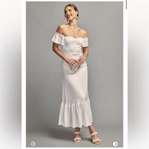 Phoebe Off-the-Shoulder Wedding Dress